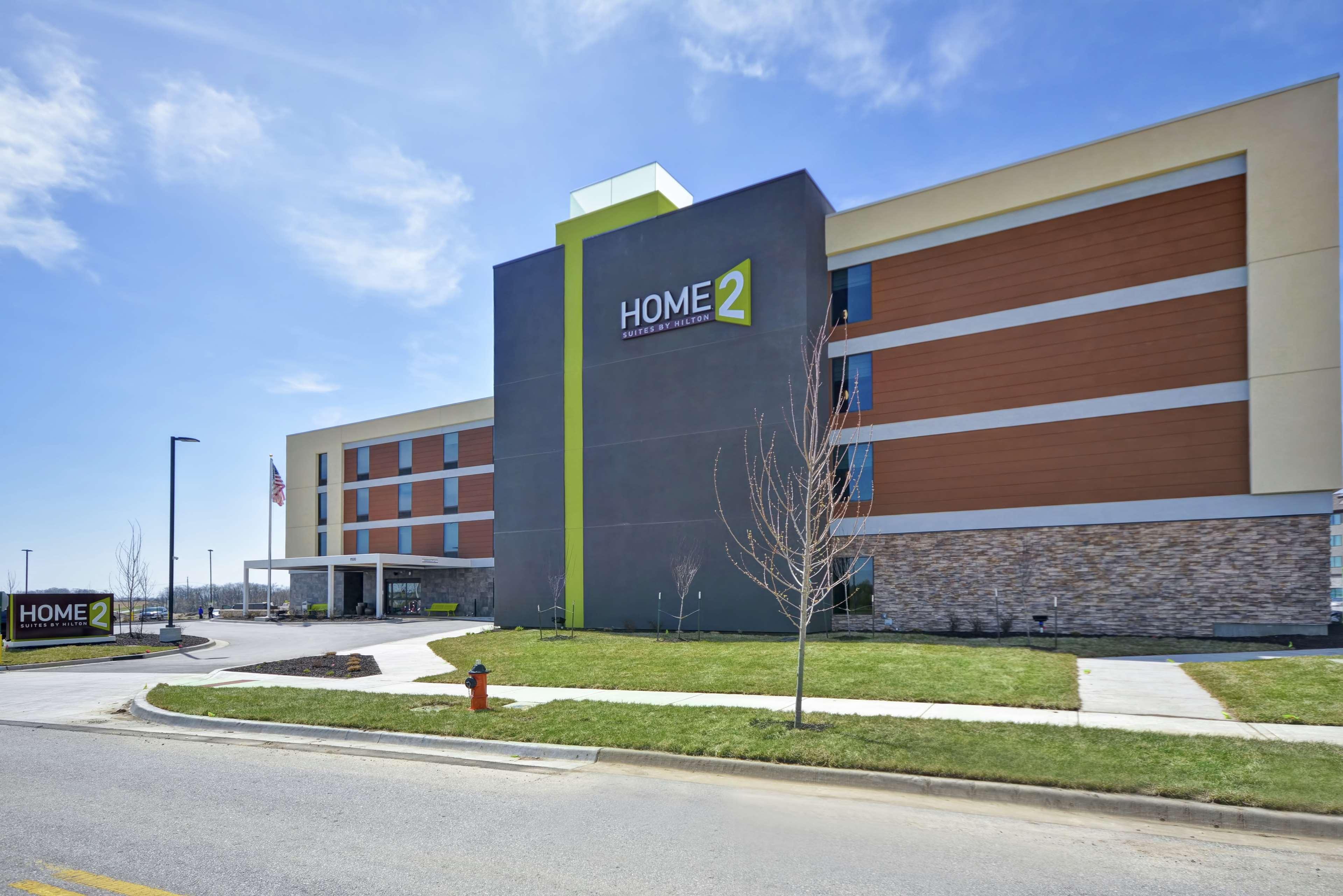 Home2 Suites By Hilton Kci Airport Kansas City Exterior photo