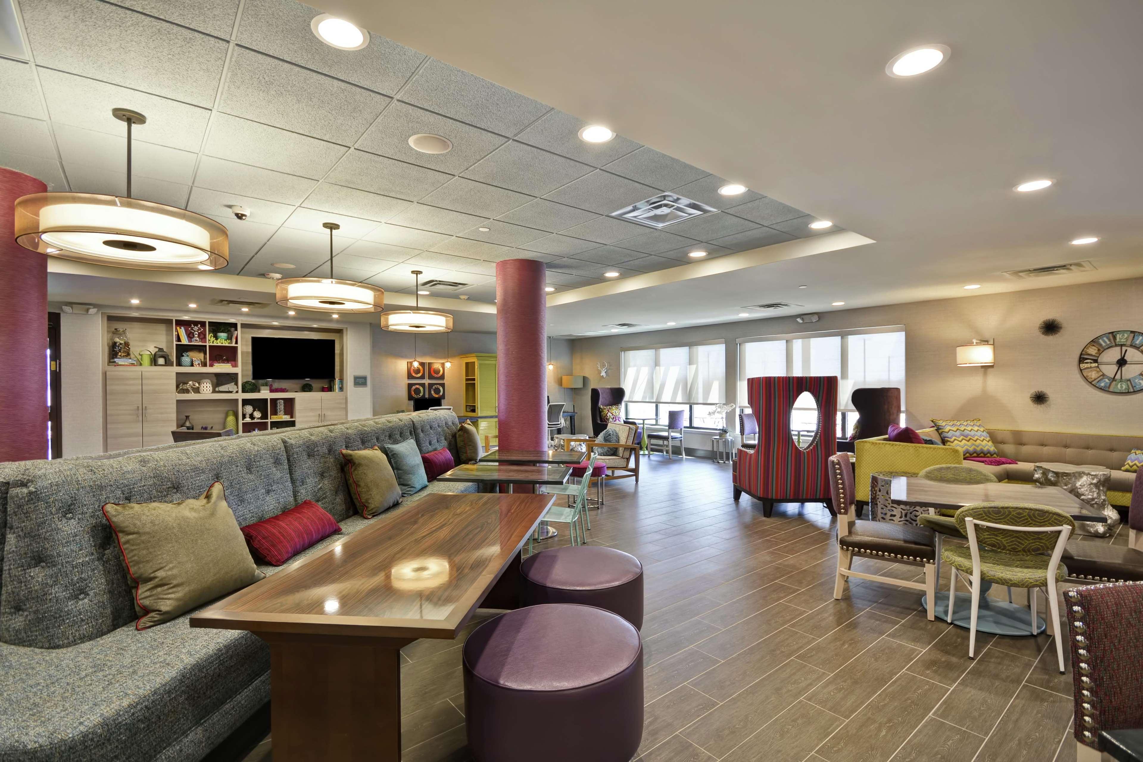 Home2 Suites By Hilton Kci Airport Kansas City Exterior photo