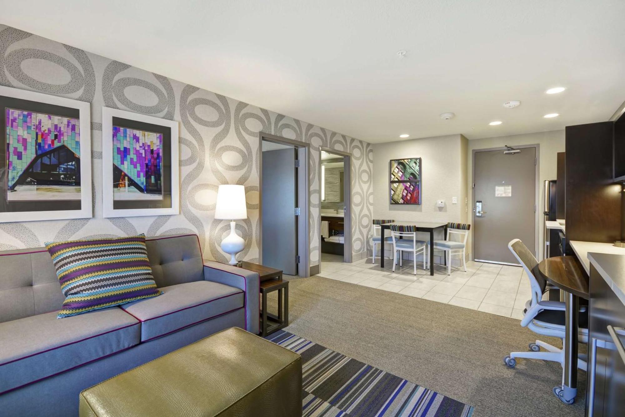 Home2 Suites By Hilton Kci Airport Kansas City Exterior photo