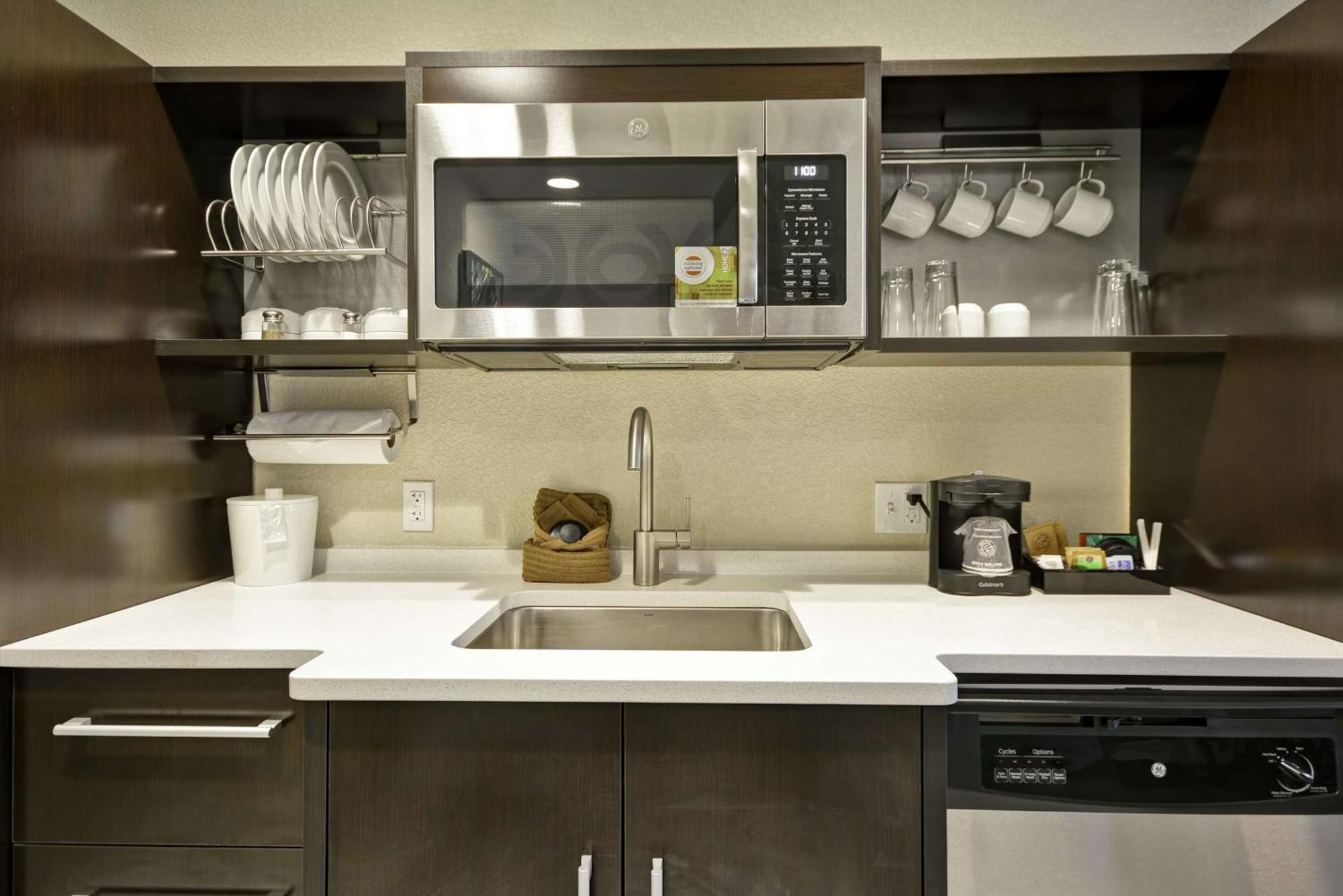 Home2 Suites By Hilton Kci Airport Kansas City Exterior photo